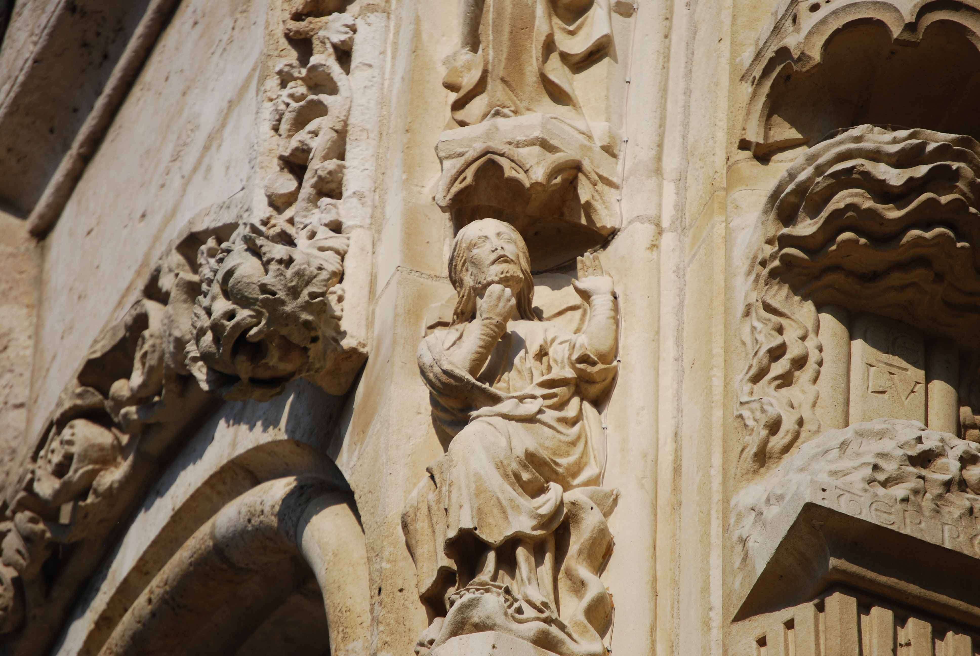 Los pórticos y la escultura en la catedral de Chartres - Chartres: Arte, espiritualidad y esoterismo. (4)